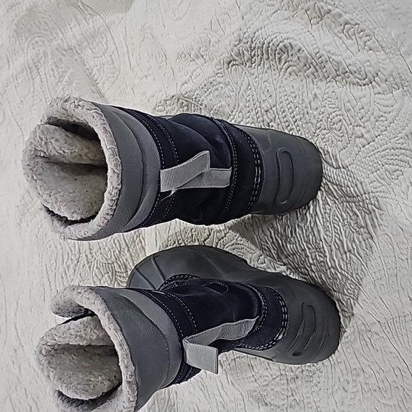 Lands end youth  size 5 winter  rain or snow  boots - Picture 4 of 7